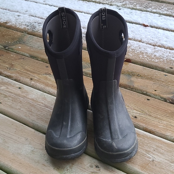 Bogs boys black waterproof winter boots